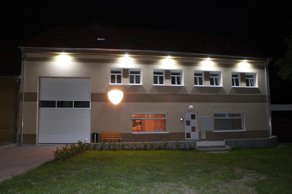 Penzion Piller Chvalín Exterior foto